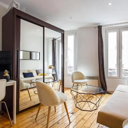 Cmg Batignolles - Clichy Parijs